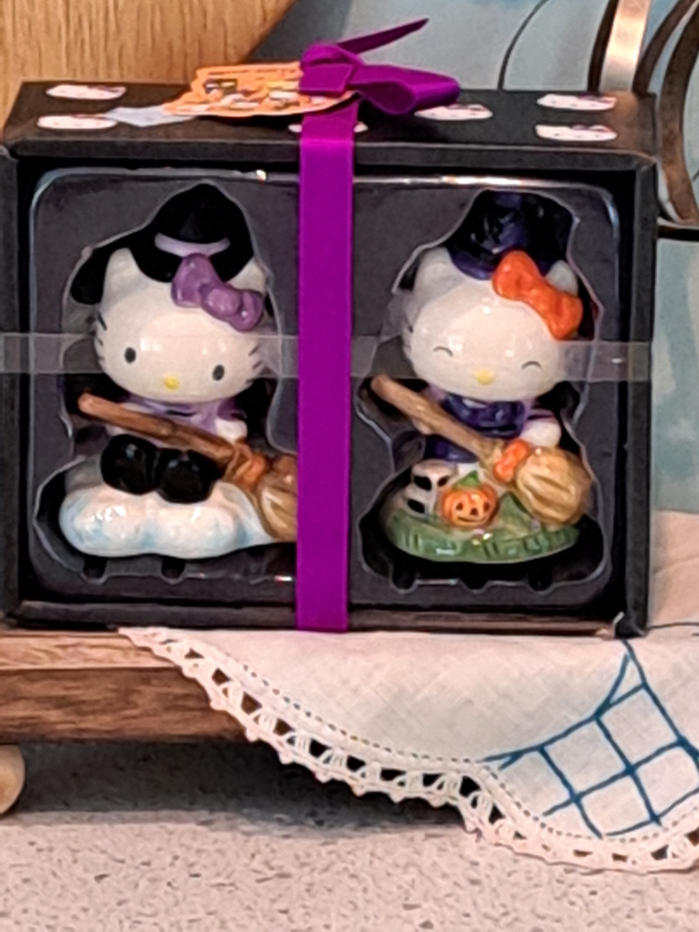 Hello Kitty Halloween Witch Figurine Duo Salt & Pepper Shakers